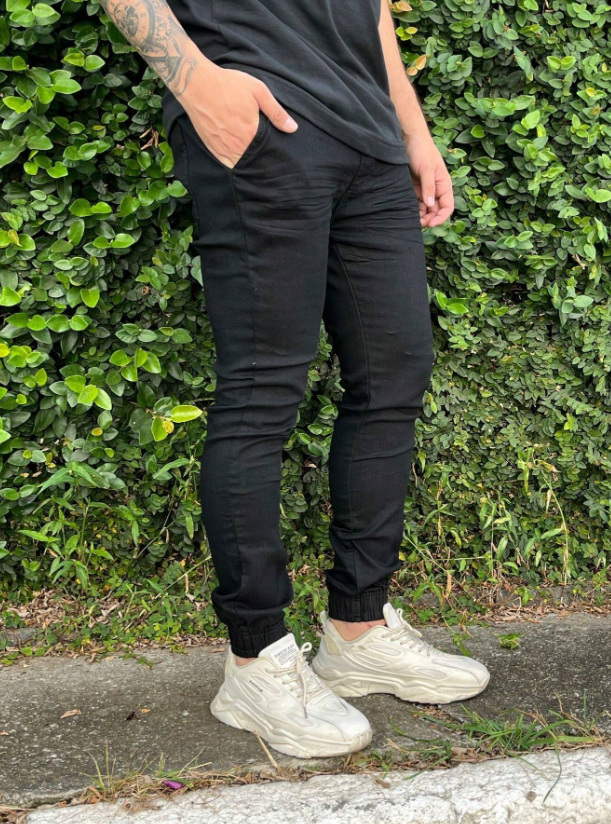 Calça Jogger preta